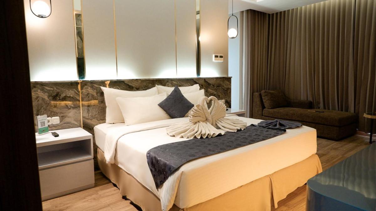 Hotel Ayola Sunrise Mojokerto Zewnętrze zdjęcie