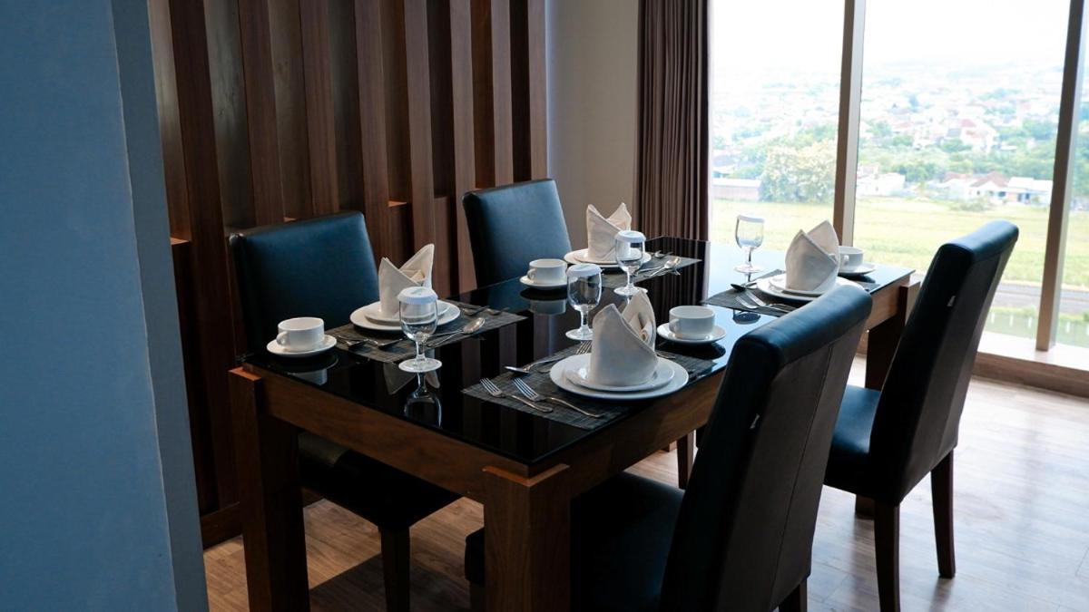 Hotel Ayola Sunrise Mojokerto Zewnętrze zdjęcie