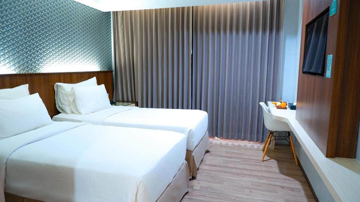 Hotel Ayola Sunrise Mojokerto Zewnętrze zdjęcie