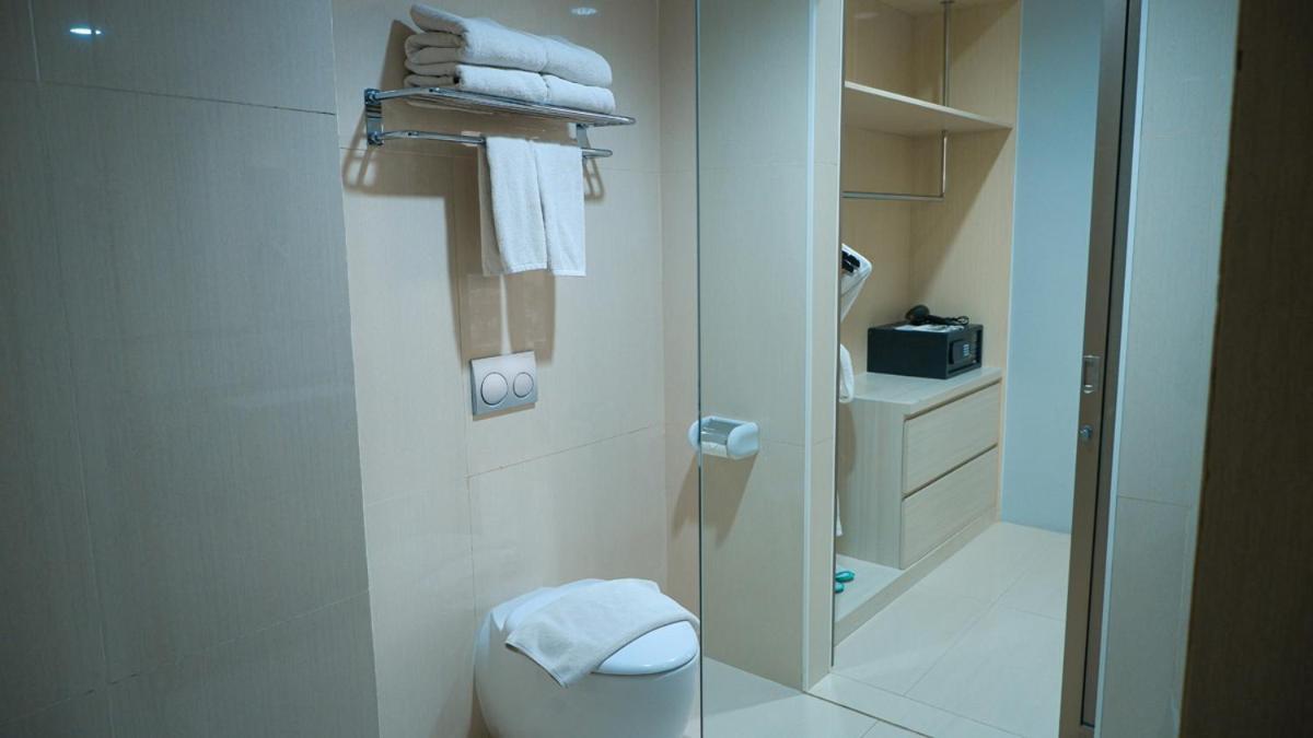 Hotel Ayola Sunrise Mojokerto Zewnętrze zdjęcie