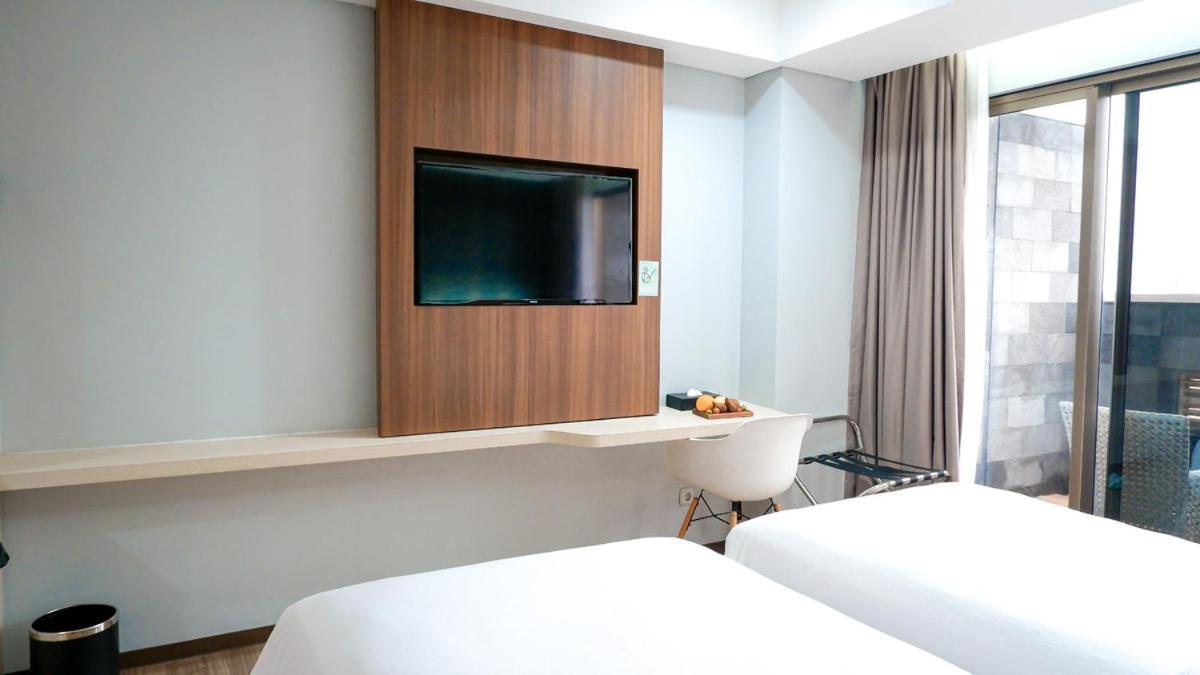 Hotel Ayola Sunrise Mojokerto Zewnętrze zdjęcie