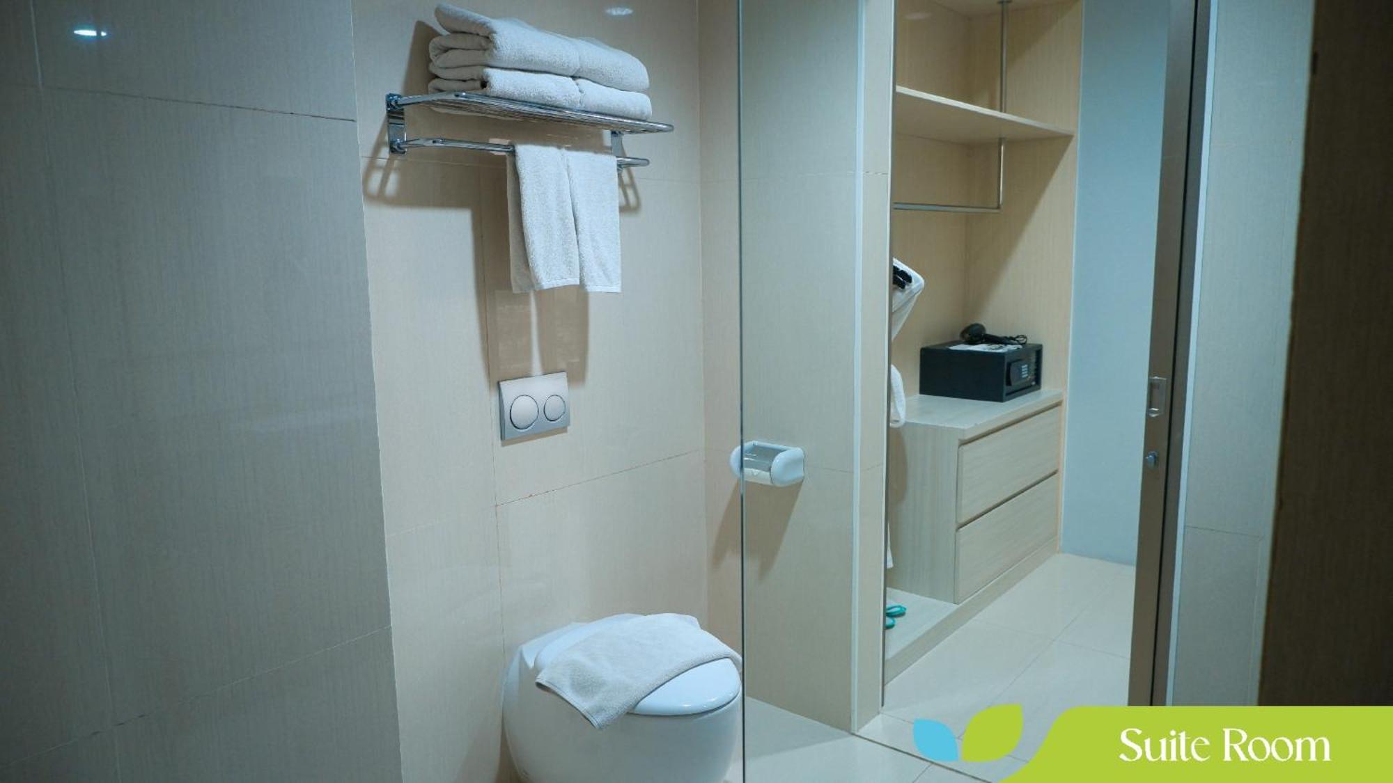 Hotel Ayola Sunrise Mojokerto Zewnętrze zdjęcie