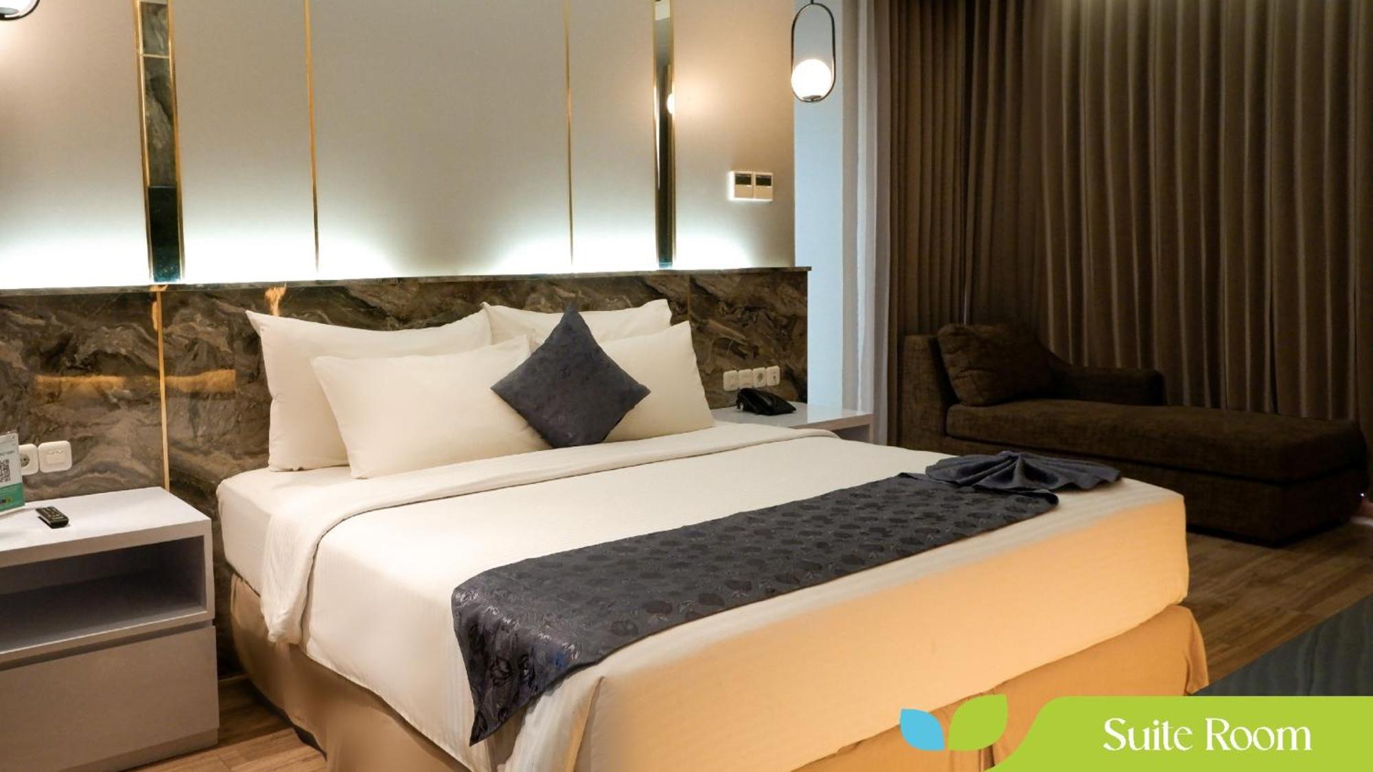 Hotel Ayola Sunrise Mojokerto Zewnętrze zdjęcie